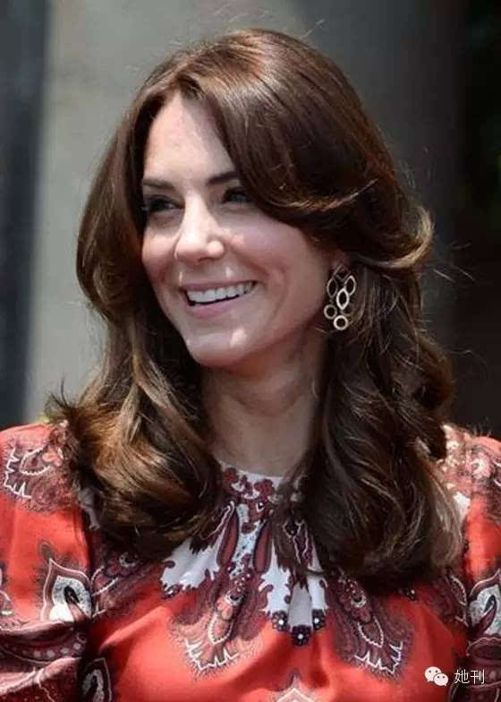 她貴比英女王，卻穿幾百塊的衣服美翻東南亞！