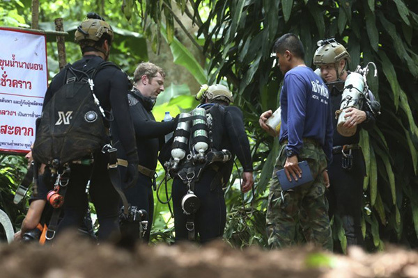 泰國洞穴被困13人全部獲救！這場救援轟動全球