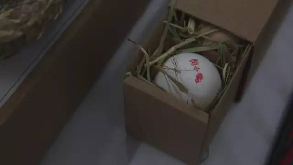 你的烤馕、野蜂蜜和土雞蛋到了。看沙漠小村如何玩轉(zhuǎn)電商丨解碼中國